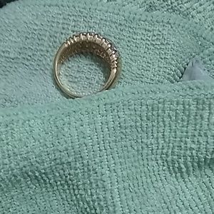 Jewelry - Vintage gold diamond band Jewelry - Vintage gold diamond band